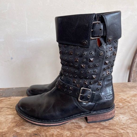 UGG Black Leather Studded Mid-Calf Boots Shearling Lined Innersole Woman's 7.5 - Picture 1 of 14